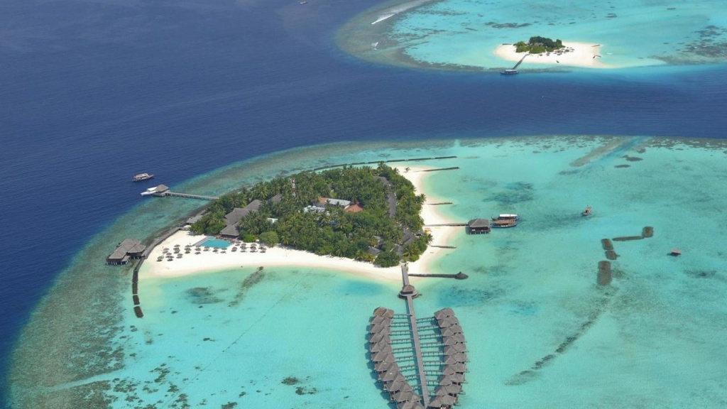 hotel-south-ari-atoll-maldives-110643.jpg
